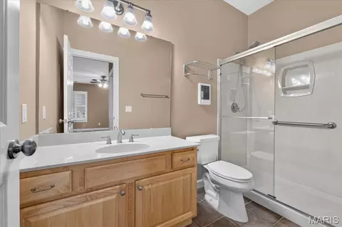 Bath - 766 Southbrook Forest Ct, Saint Charles, MO 63304 photo 7 of 8