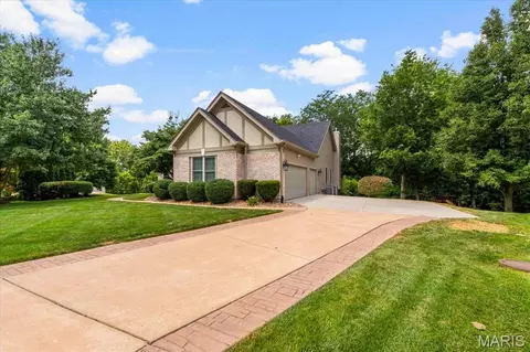 Exterior - 766 Southbrook Forest Ct, Saint Charles, MO 63304 photo 12 of 13