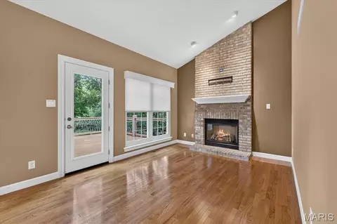 Living - 766 Southbrook Forest Ct, Saint Charles, MO 63304 photo 12 of 17