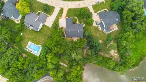 View/Area - 766 Southbrook Forest Ct, Saint Charles, MO 63304 photo 1 of 9
