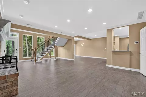 Living - 766 Southbrook Forest Ct, Saint Charles, MO 63304 photo 7 of 17