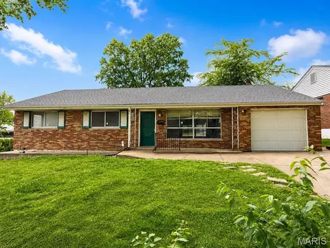 1003 Chartres Ave, Saint Louis, MO 63132