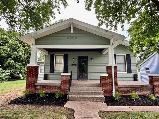 30 N Indiana Ave, Belleville, IL 62221