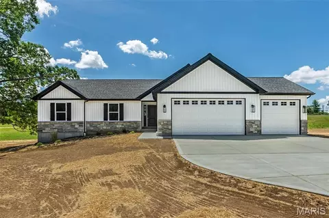 11 Oakview Ct, Troy, MO 63379