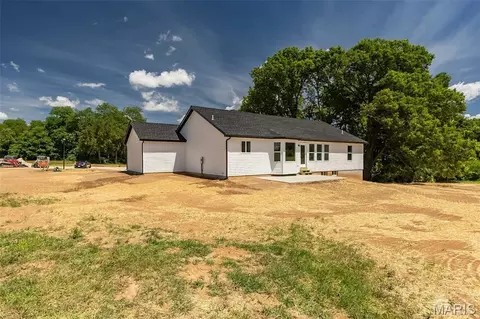 Exterior - 11 Oakview Ct, Troy, MO 63379 photo 6 of 6