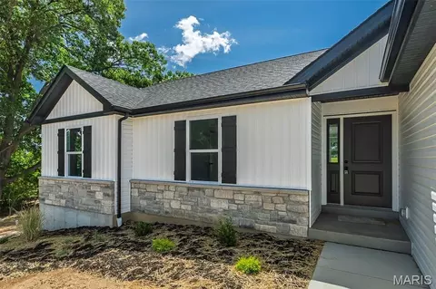 Exterior - 11 Oakview Ct, Troy, MO 63379 photo 4 of 6