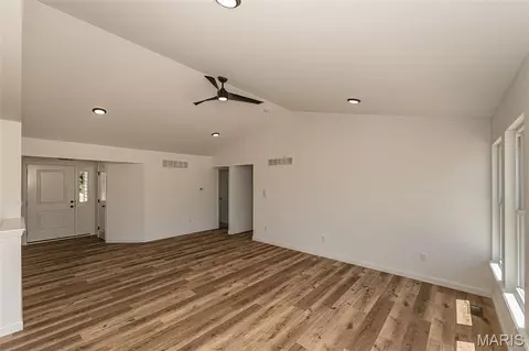 Living - 11 Oakview Ct, Troy, MO 63379 photo 3 of 3