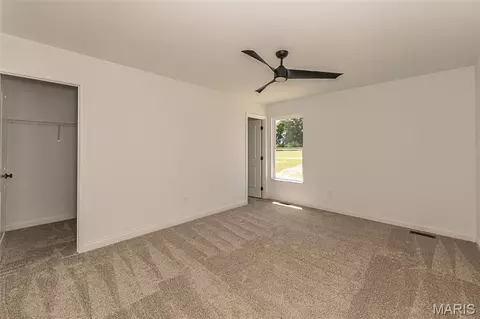 Bedroom - 11 Oakview Ct, Troy, MO 63379 photo 1 of 4