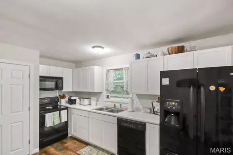 Kitchen - 1105 Orchard Dr, Saint Clair, MO 63077 photo 1 of 2