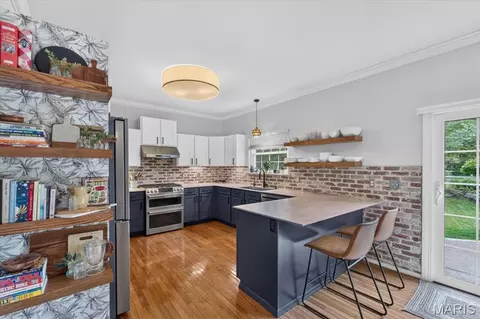 Kitchen - 1559 Englebrook Dr, Wildwood, MO 63011 photo 2 of 3