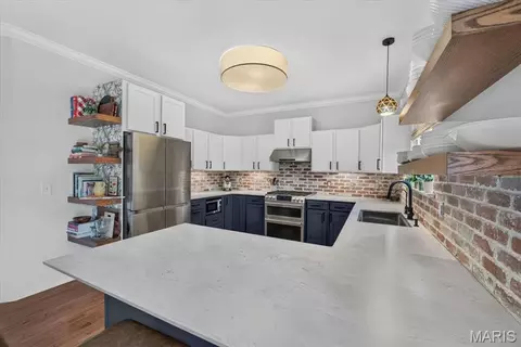 Kitchen - 1559 Englebrook Dr, Wildwood, MO 63011 photo 3 of 3