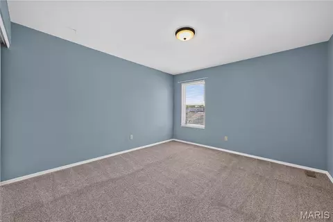 Bedroom - 1412 Apple Valley Dr, O'fallon, MO 63366 photo 2 of 4