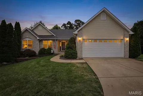 5158 Georgine Dr, Imperial, MO 63052