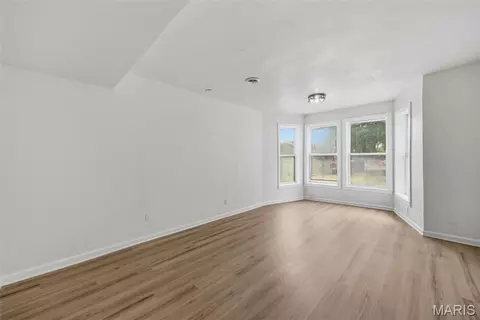Living - 90 W 3rd St, Pevely, MO 63070 photo 3 of 7