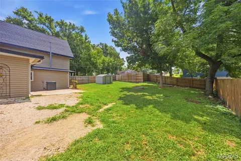 Exterior - 90 W 3rd St, Pevely, MO 63070 photo 5 of 11