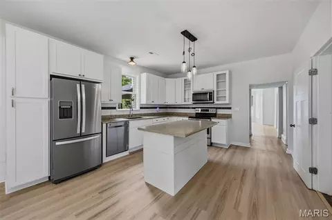 Kitchen - 90 W 3rd St, Pevely, MO 63070 photo 1 of 1