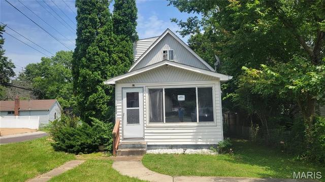 9802 Linn Ave, Lemay, MO 63125
