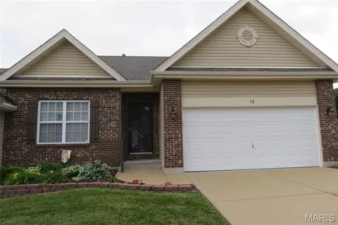 12 Parkville Ln, Festus, MO 63028