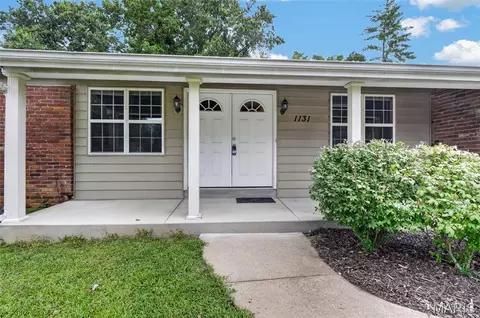 Exterior - 1131 Wagonwheel Trl, Ellisville, MO 63011 photo 3 of 8