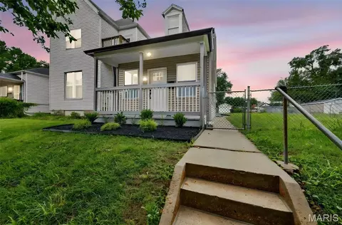 7342 Vermont Ave, Saint Louis, MO 63111