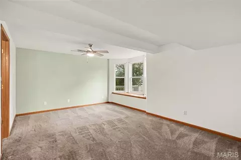Living - 875 Crider Ln, Union, MO 63084 photo 3 of 4
