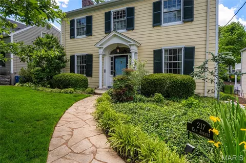 217 Elm Ave, Saint Louis, MO 63122