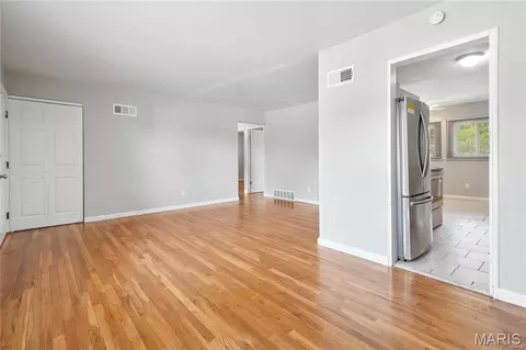 Living - 11010 Ebert Dr, Saint Louis, MO 63136 photo 2 of 3