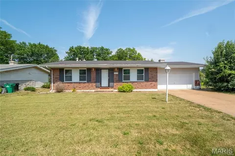 11010 Ebert Dr, Saint Louis, MO 63136