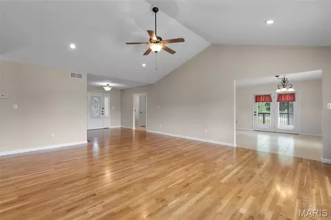 Living - 429 Diana St, Jackson, MO 63755 photo 3 of 3