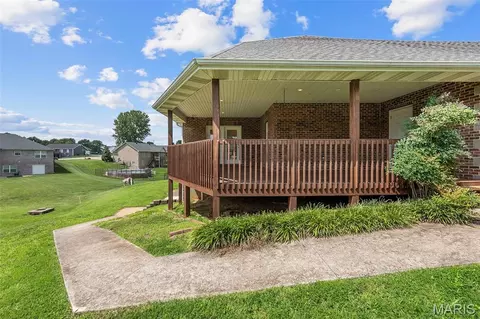 Exterior - 429 Diana St, Jackson, MO 63755 photo 5 of 9