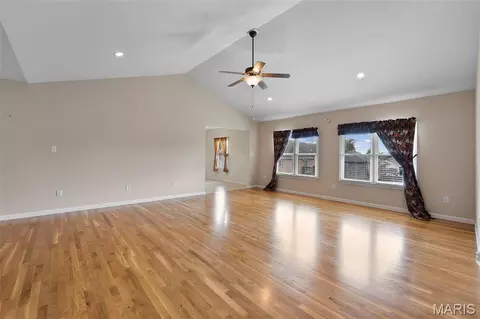 Living - 429 Diana St, Jackson, MO 63755 photo 2 of 3