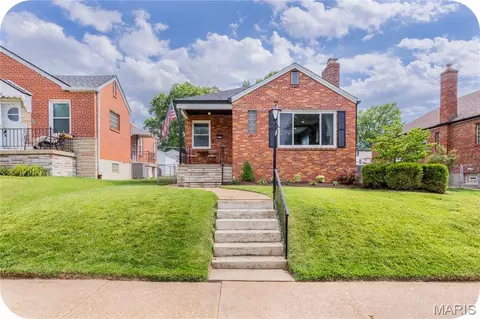 5538 Mardel Ave, Saint Louis, MO 63109