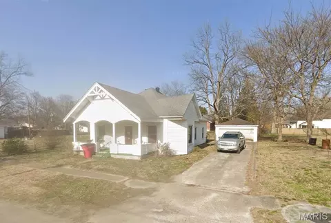 108 Elm St, Oran, MO 63771