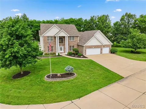 107 Saint Marys Ln, Old Monroe, MO 63369