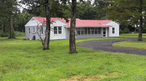 1349 County Hwy, Parma, MO 63870