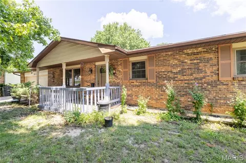 614 N Mount Auburn Rd, Cape Girardeau, MO 63701