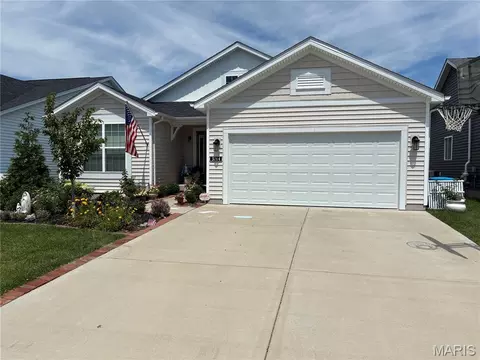 3264 River Breeze Ct, Saint Charles, MO 63301