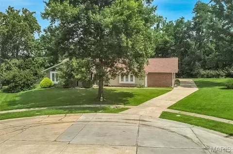 505 Hillbrook Dr, Ballwin, MO 63011 photo 31