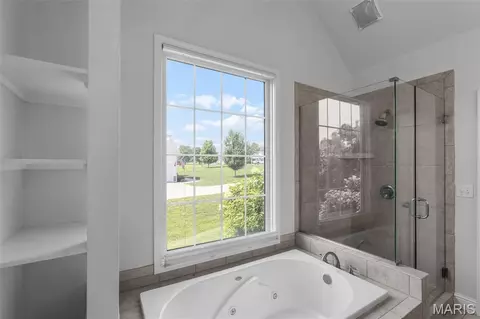 Bath - 196 Quarterback Rdg, Jackson, MO 63755 photo 1 of 8