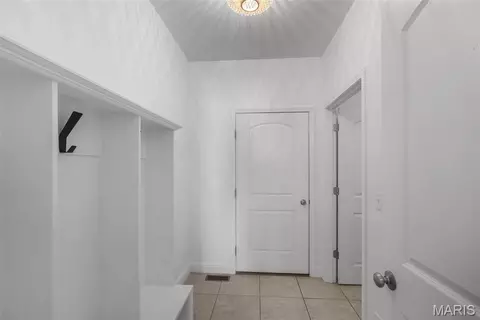 Entry Way - 196 Quarterback Rdg, Jackson, MO 63755 photo 1 of 1
