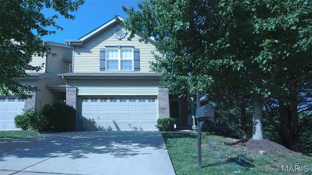 1416 Bodmin Ct, Saint Louis, MO 63129