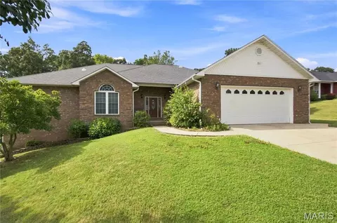 1810 Renee Ave, Poplar Bluff, MO 63901