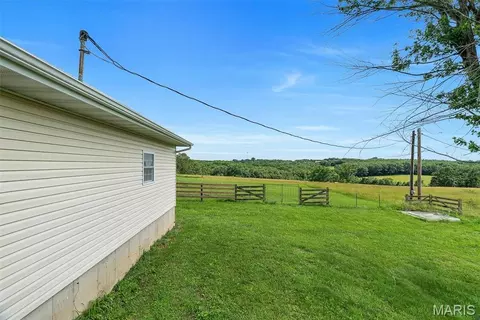 Exterior - 3879 Tegeler Rd, Gerald, MO 63037 photo 11 of 15