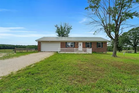Exterior - 3879 Tegeler Rd, Gerald, MO 63037 photo 2 of 15