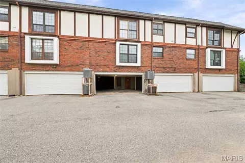 929 Claytonbrook Dr #2, Ballwin, MO 63011 photo 27