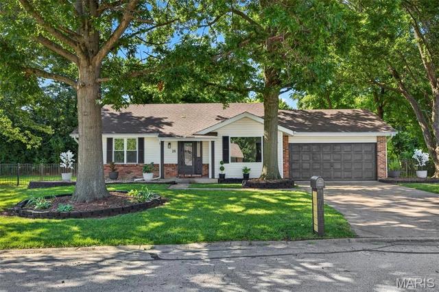 26 Dorchester Ct, Saint Peters, MO 63376