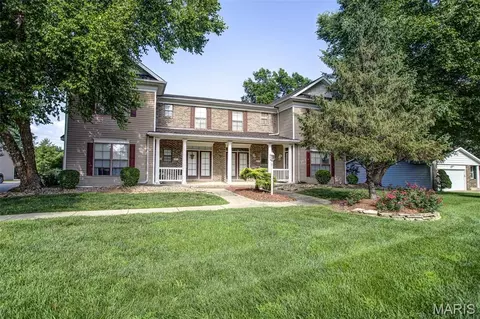 5013 River Aire Dr #3, Godfrey, IL 62035