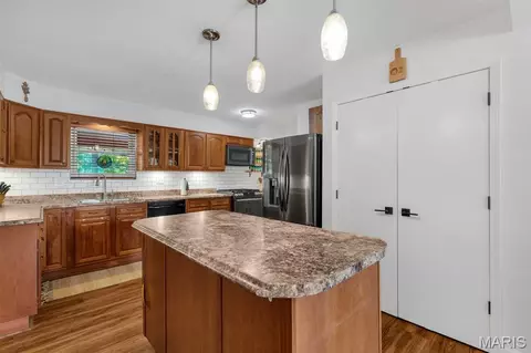 Kitchen - 8 Oakwood Est, Wright City, MO 63390 photo 1 of 4