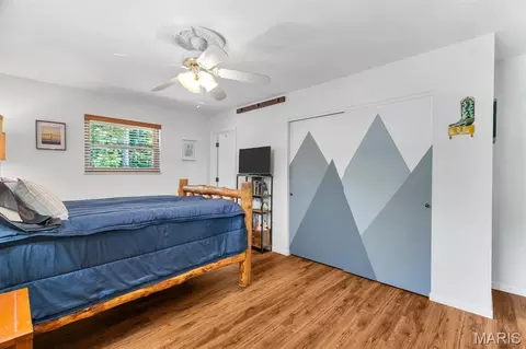 Bedroom - 8 Oakwood Est, Wright City, MO 63390 photo 3 of 4