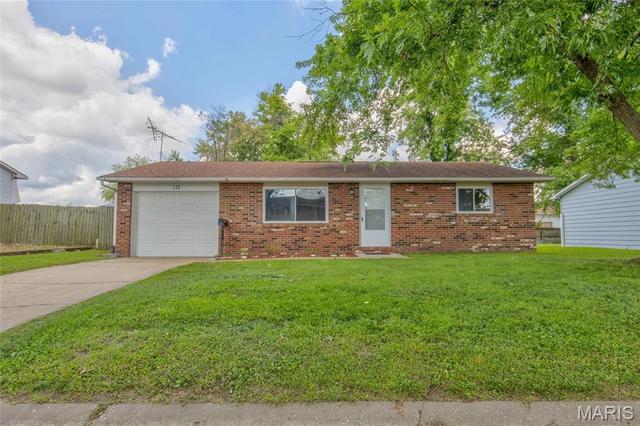119 Irwin St, East Alton, IL 62024